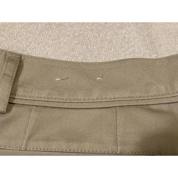 Eddie Bauer Women's Khaki Chino Shorts Size 4 - Picture 7 of 16